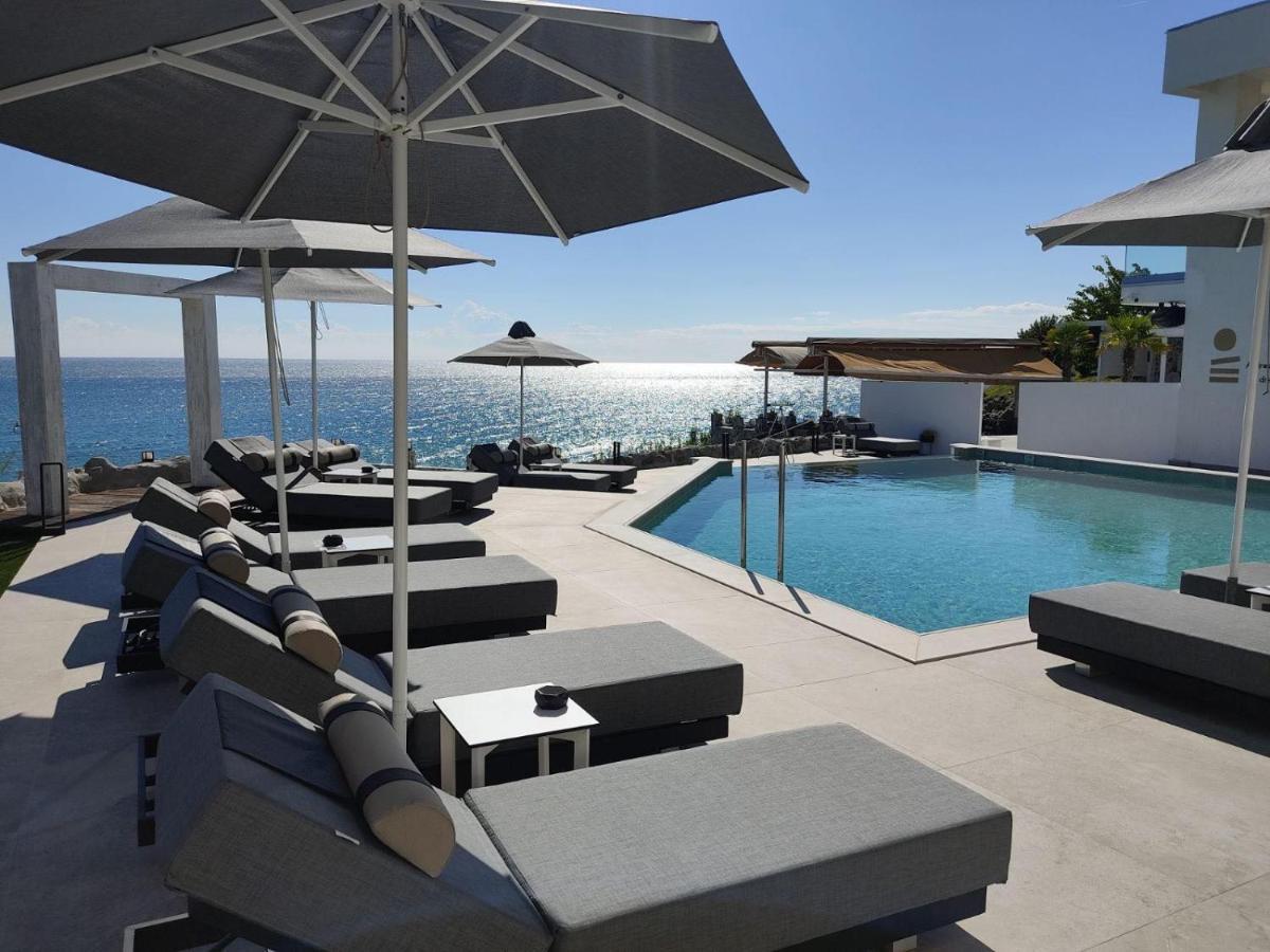 Akrotiri Olympus Luxury Suites - Adults Only 플라카 리토코로우 외부 사진