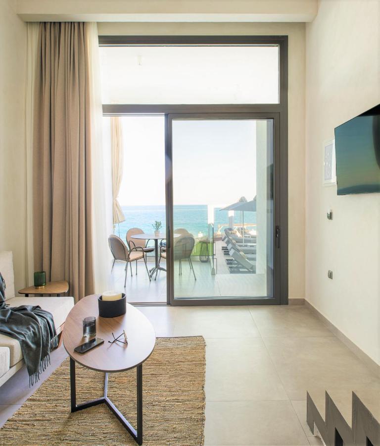 Akrotiri Olympus Luxury Suites - Adults Only 플라카 리토코로우 외부 사진