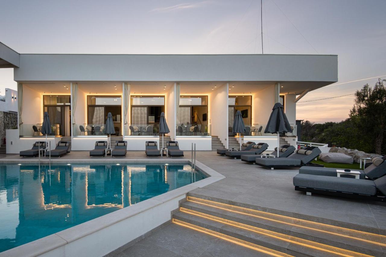 Akrotiri Olympus Luxury Suites - Adults Only 플라카 리토코로우 외부 사진