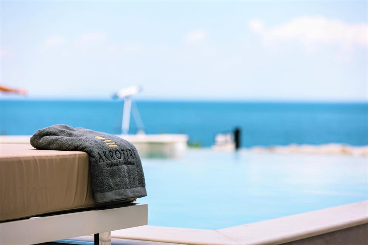 Akrotiri Olympus Luxury Suites - Adults Only 플라카 리토코로우 외부 사진