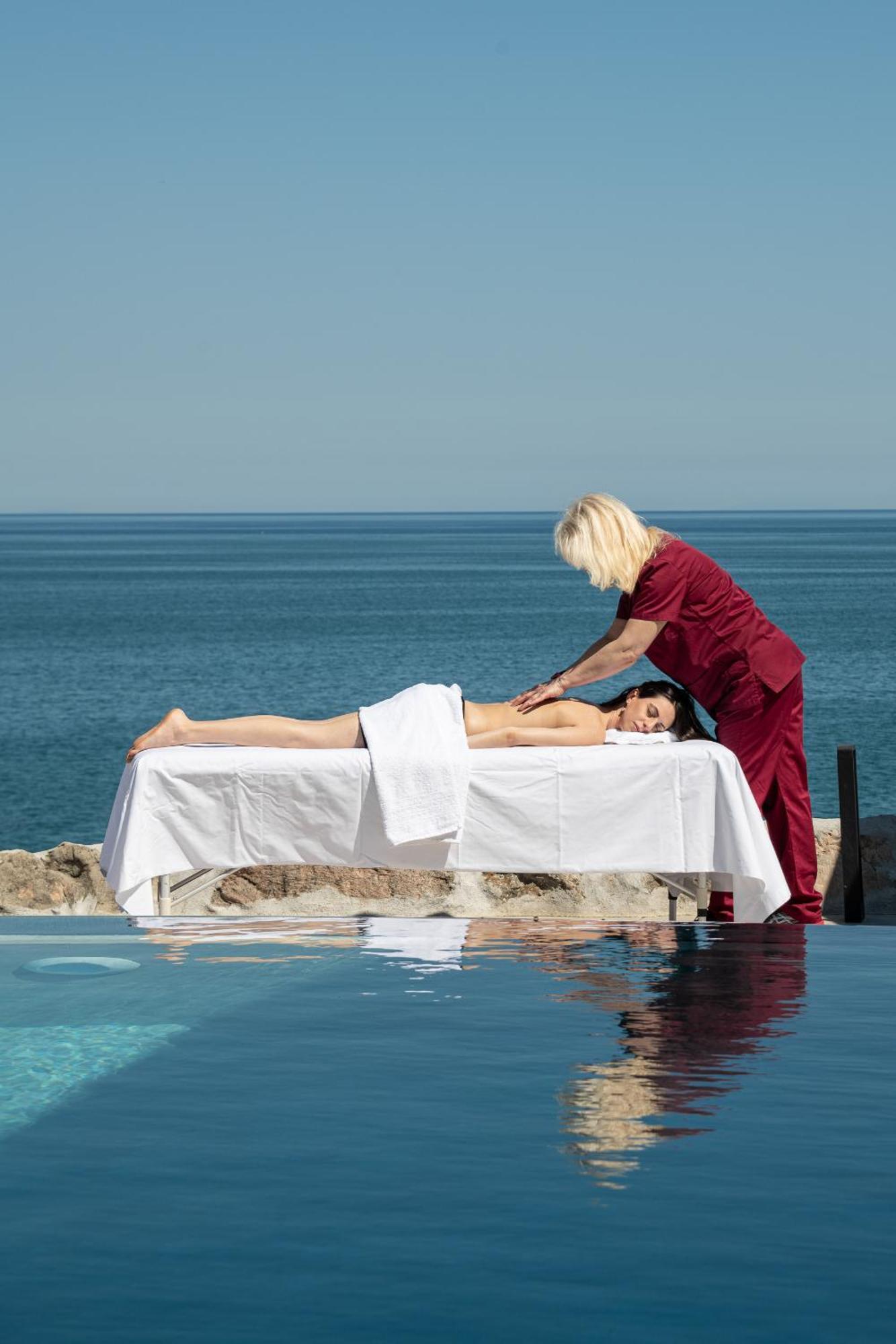 Akrotiri Olympus Luxury Suites - Adults Only 플라카 리토코로우 외부 사진