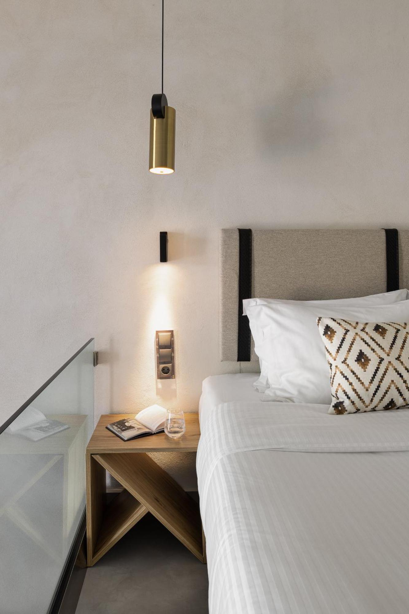 Akrotiri Olympus Luxury Suites - Adults Only 플라카 리토코로우 외부 사진