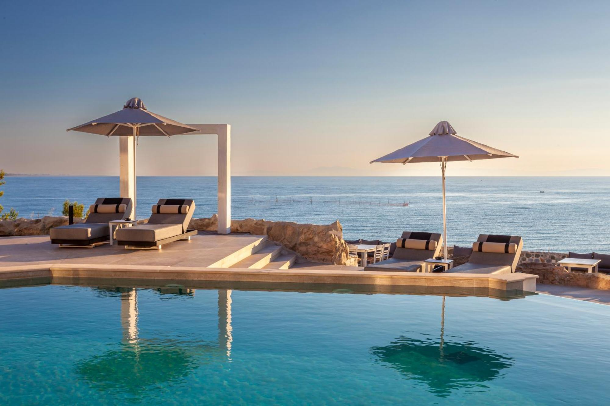 Akrotiri Olympus Luxury Suites - Adults Only 플라카 리토코로우 외부 사진
